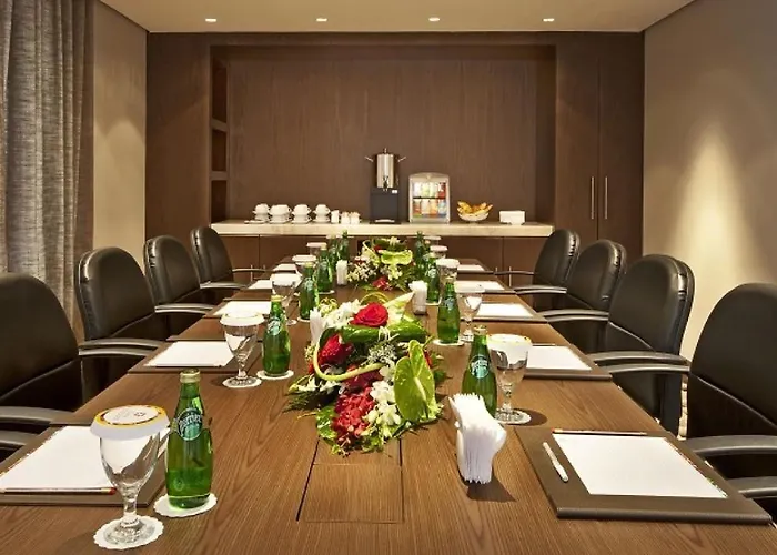 Oaks Liwa Executive Suites