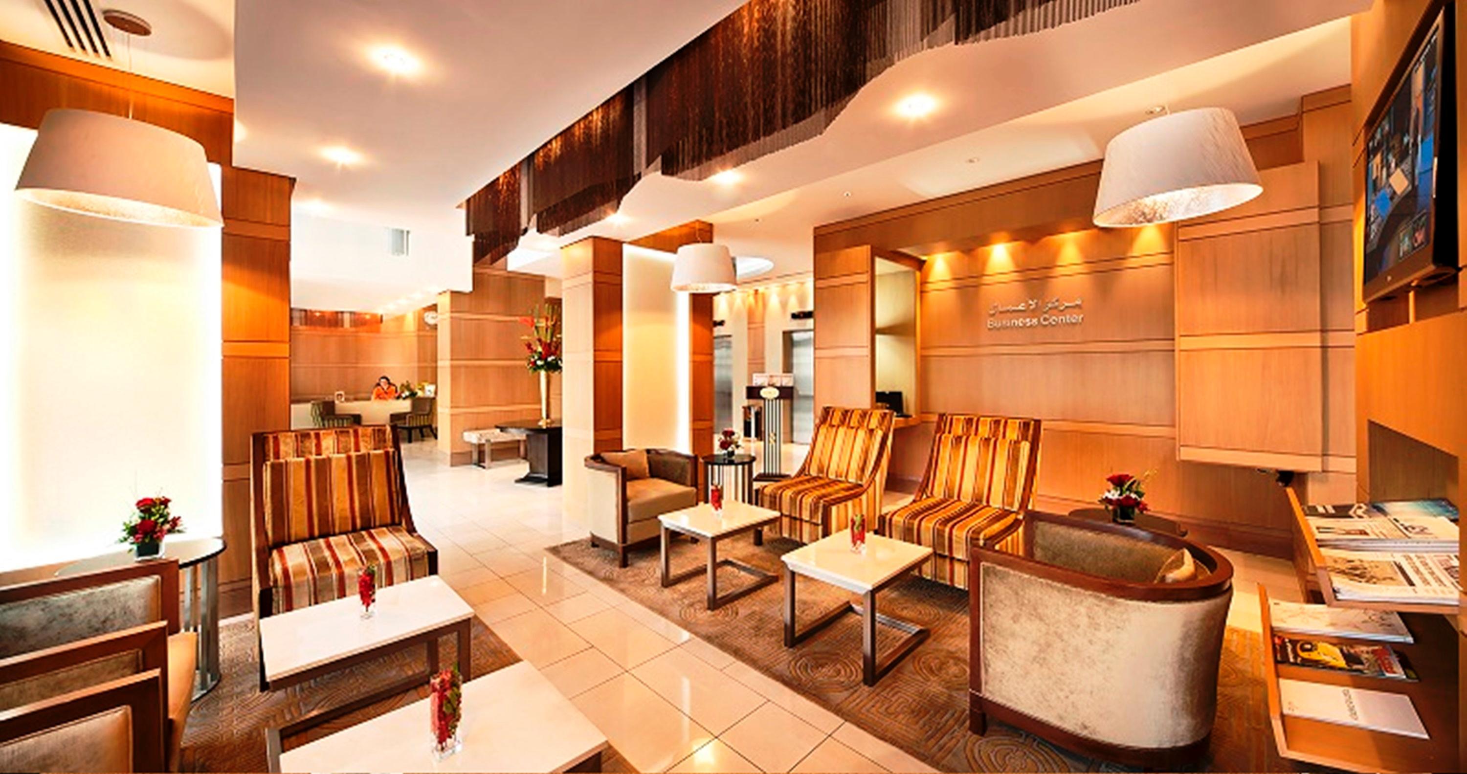 Oaks Liwa Executive