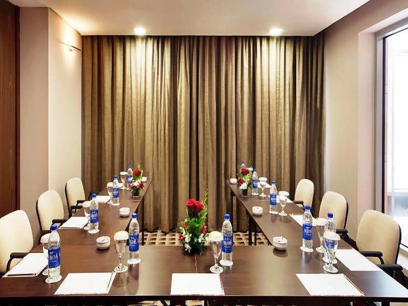 Oaks Liwa Executive Hotel Abu Dhabi